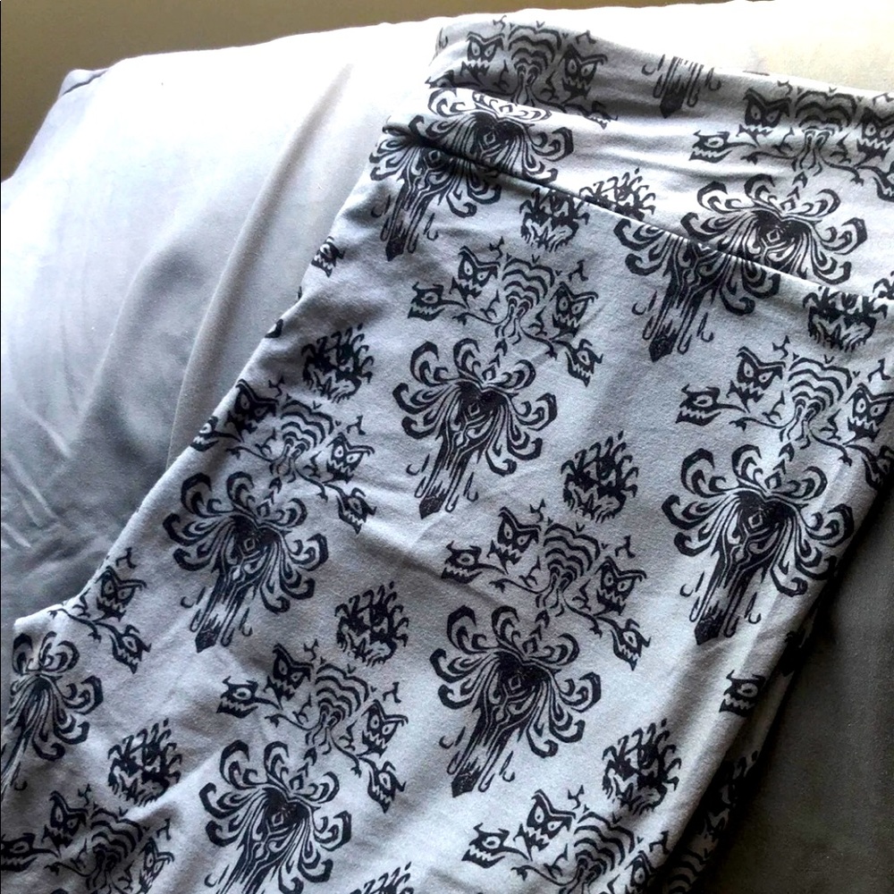 Disney Haunted Mansion Wallpaper Leggings